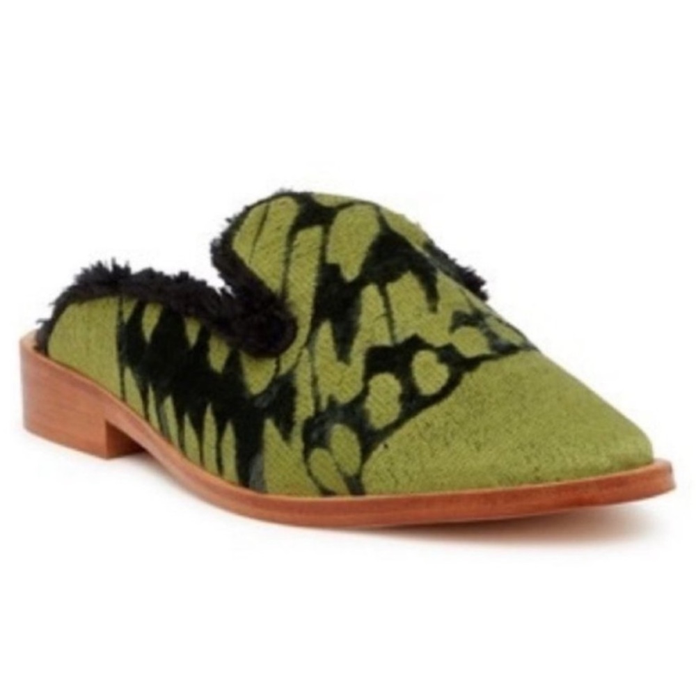Free People Butterfly Effect Faux Fur Mule Size 37 Green Slip On Flat Loafer New